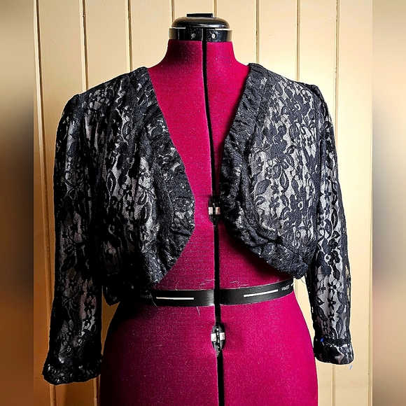 Cropped Lace jacket - Picture 5 of 8